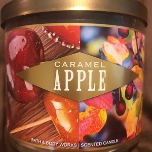 ❤️SOLD❤️Bath & body works candle